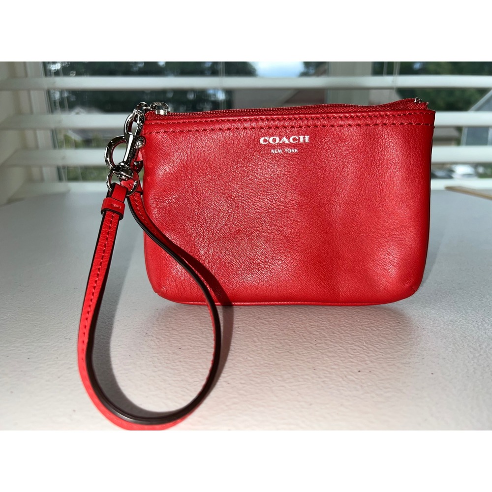 Coach Leather Zip‎ Wristlet Purse Bag